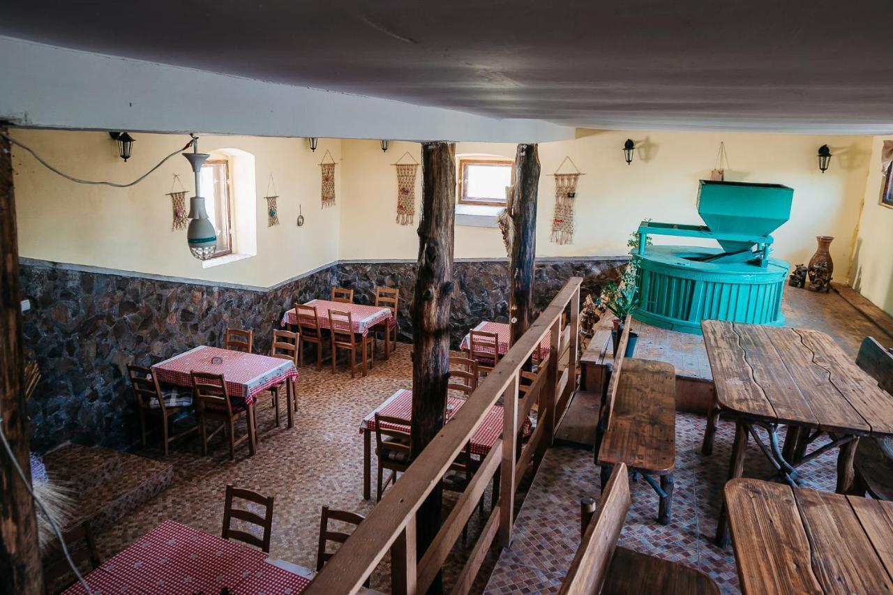 Moara De Piatra Ξενοδοχείο Carta  Εξωτερικό φωτογραφία