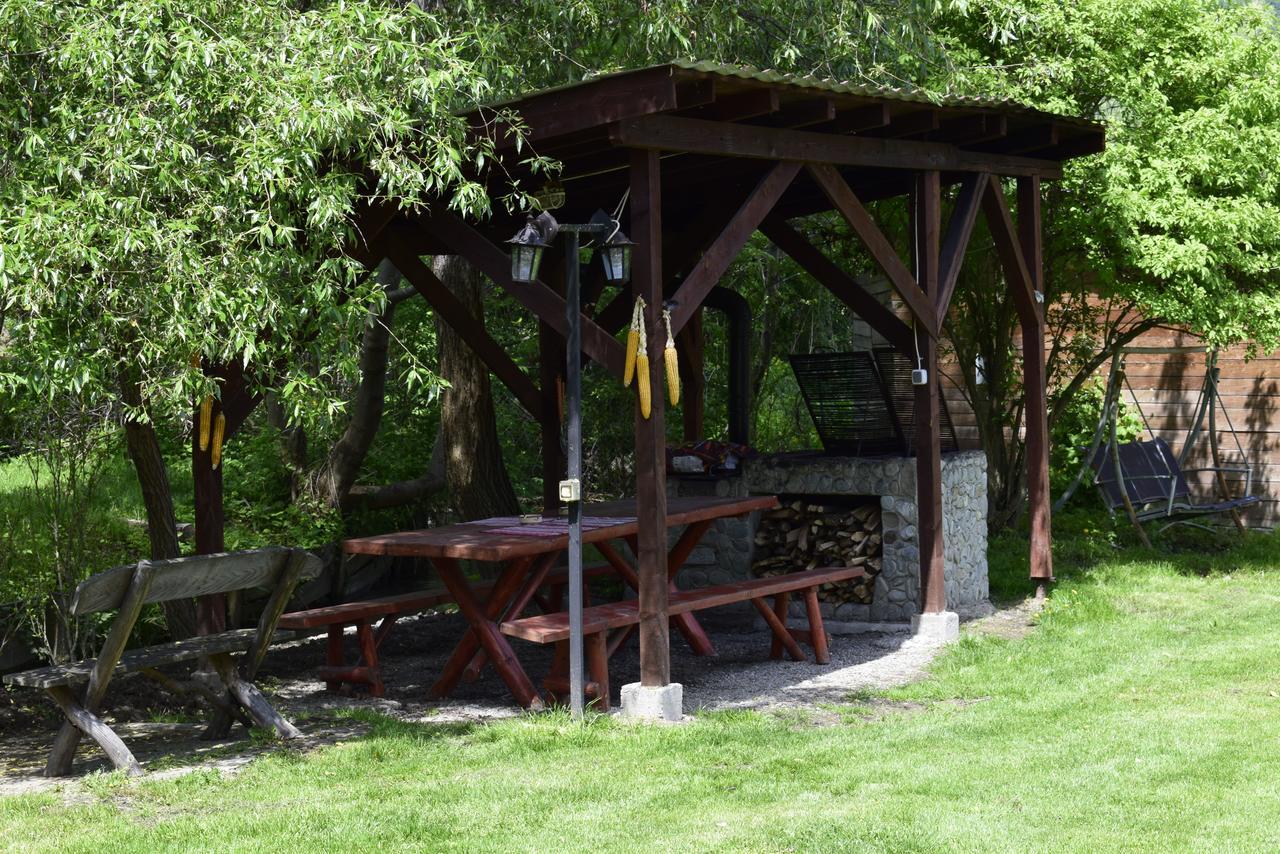 Moara De Piatra Ξενοδοχείο Carta  Εξωτερικό φωτογραφία